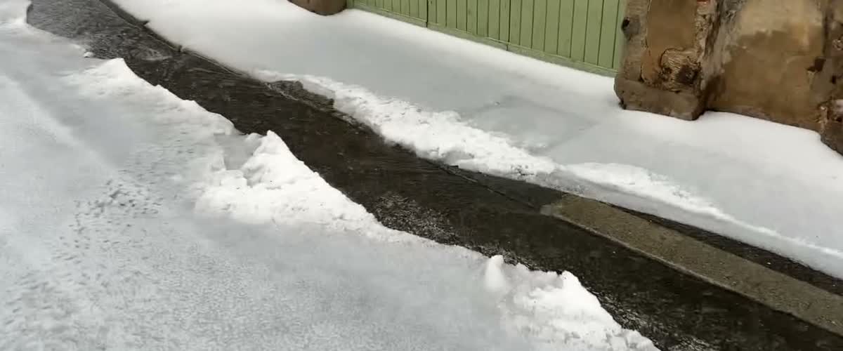 Франция под удара на силни гръмотевични бури с градушка